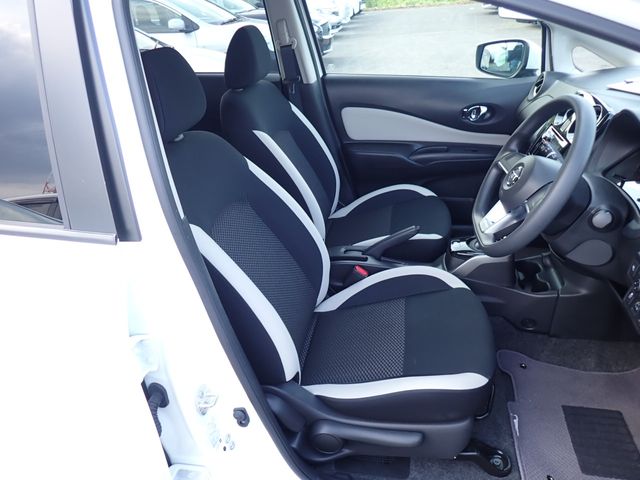Nissan NOTE 2018-05 2057-15