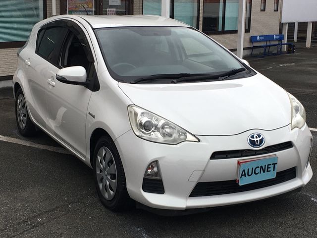 Toyota AQUA 2012-07 188440-2