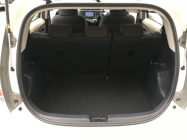 Toyota AQUA 2012-07 188440-12