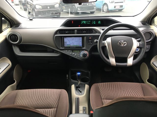 Toyota AQUA 2012-07 188440-5