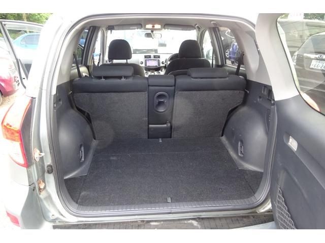 Toyota RAV4 2006-09 17046-7