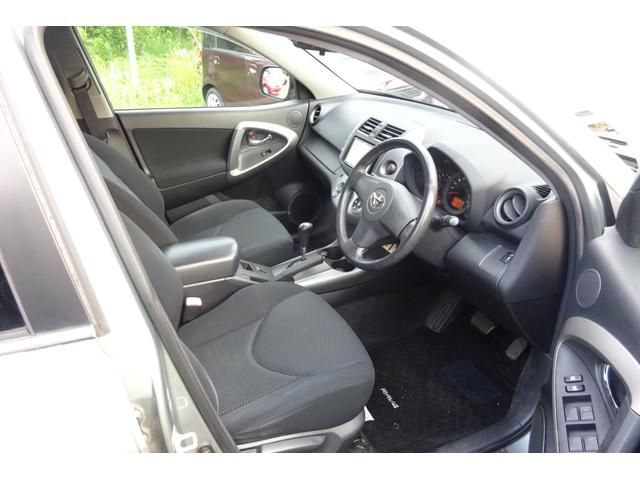 Toyota RAV4 2006-09 17046-2