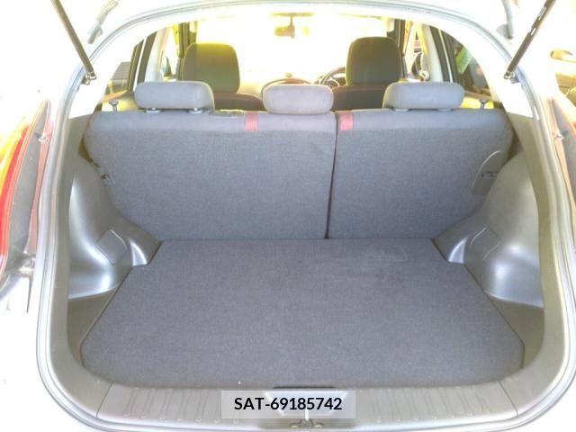 Nissan JUKE 2011-10 320498-23