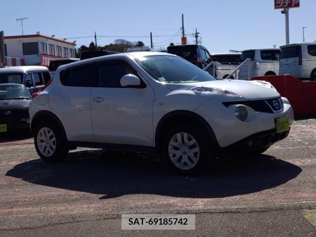Nissan JUKE 2011-10 320498-8
