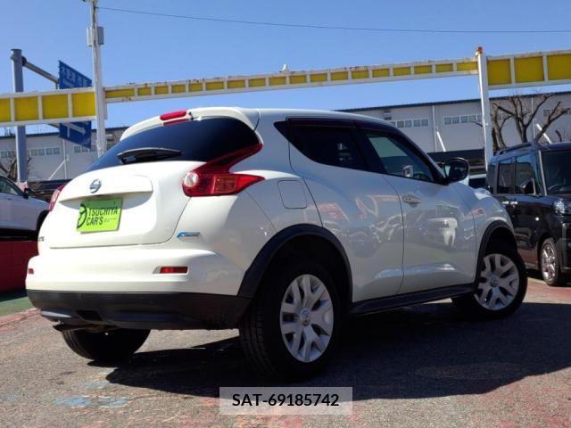 Nissan JUKE 2011-10 320498-25