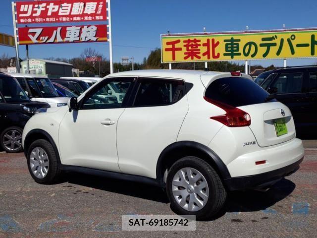 Nissan JUKE 2011-10 320498-11