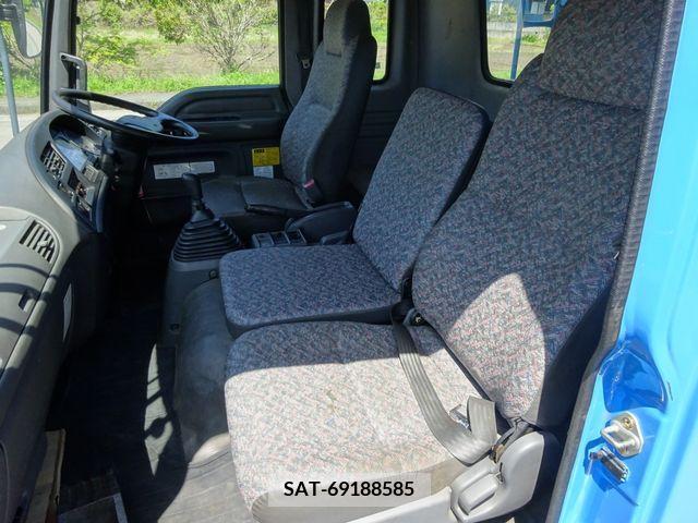 Isuzu FORWARD 2006-09 270334-19
