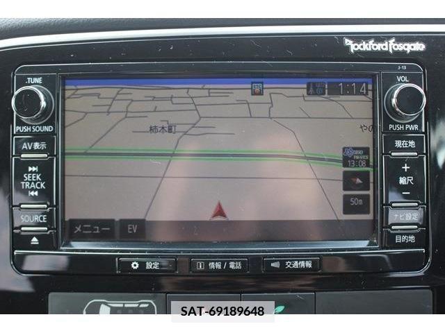 Mitsubishi OUTLANDER PHEV 2015-09 350629-10