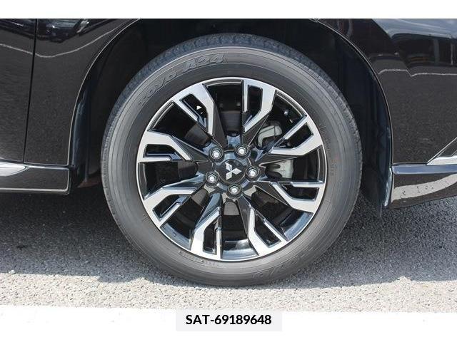 Mitsubishi OUTLANDER PHEV 2015-09 350629-6