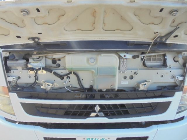 MITSUBISHI FUSO Fighter 2009-12 14905-6