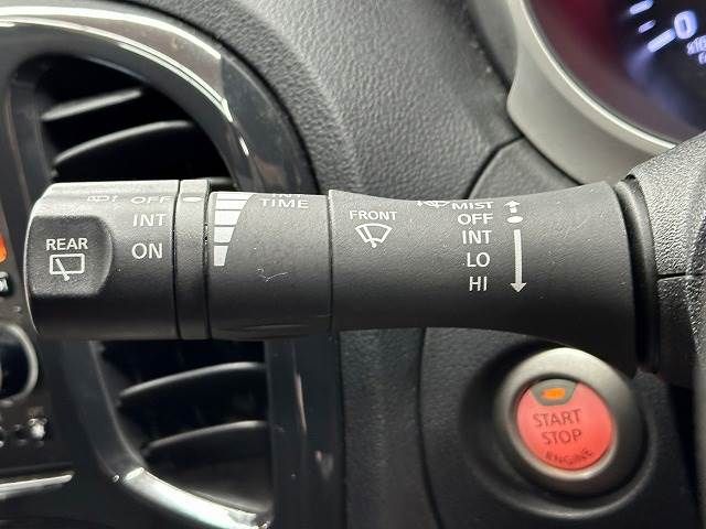 Nissan JUKE 2013-03 23605-14