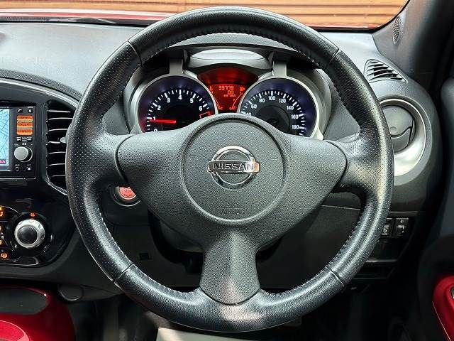 Nissan JUKE 2013-03 23605-12