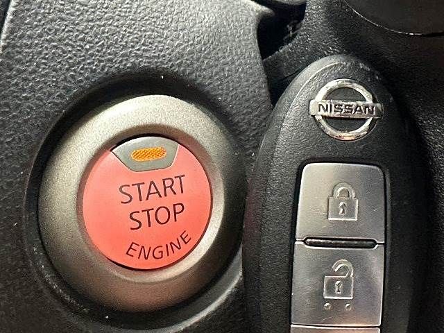 Nissan JUKE 2013-03 23605-3