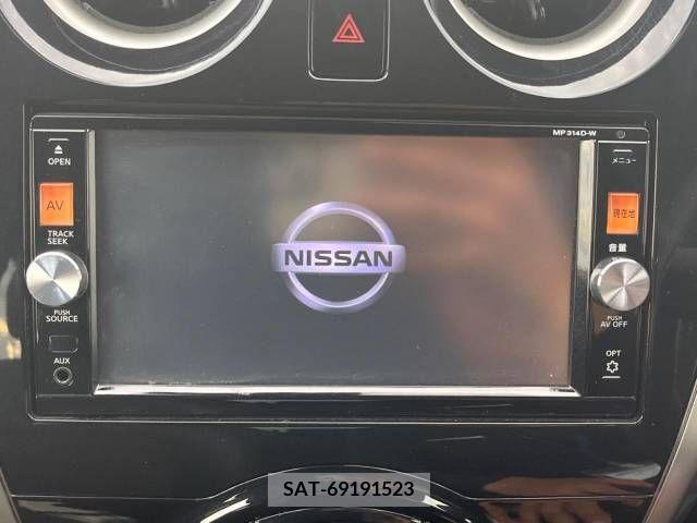 Nissan NOTE 2014-10 302366-2
