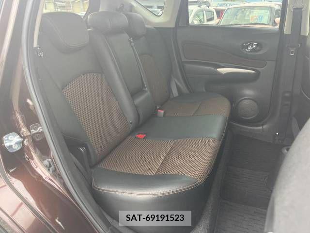 Nissan NOTE 2014-10 302366-9