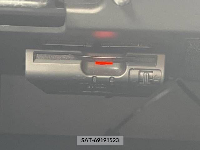 Nissan NOTE 2014-10 302366-6