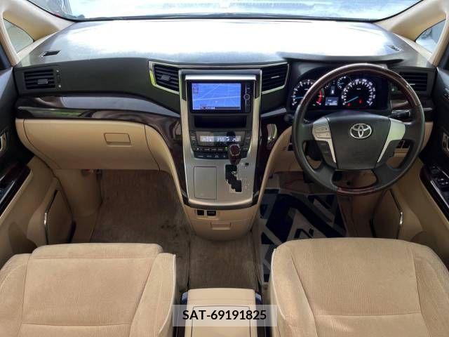Toyota ALPHARD 2014-04 246690-1