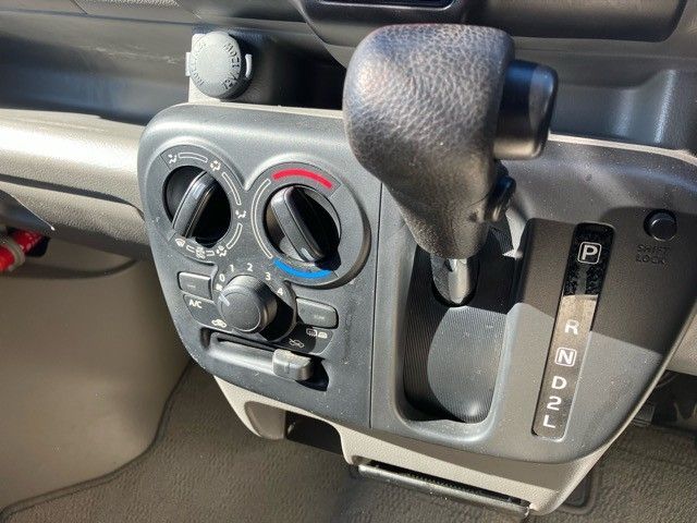 Suzuki EVERY 2018-10 26658-18