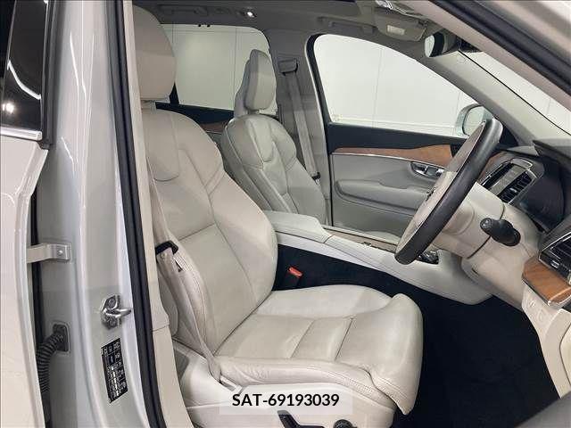 Volvo XC90 2021-03 335894-10
