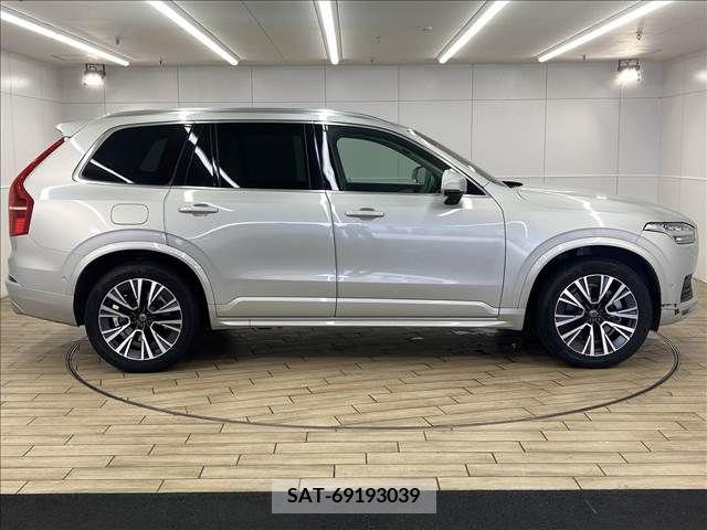 Volvo XC90 2021-03 335894-16