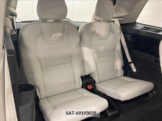 Volvo XC90 2021-03 335894-12