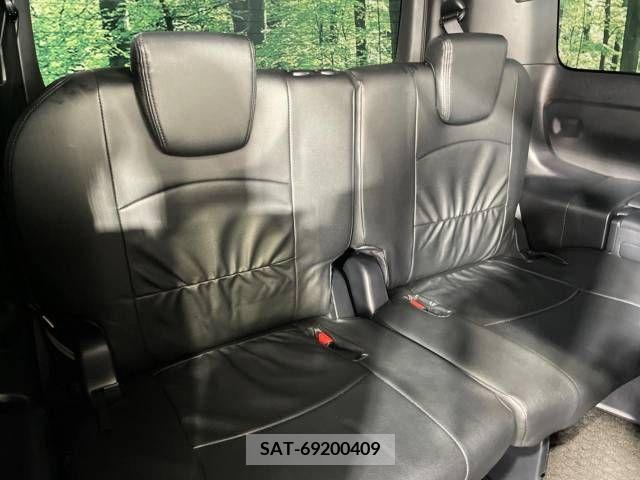 Toyota VOXY 2017-09 289204-10