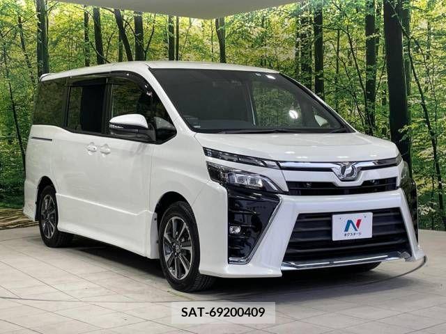 Toyota VOXY 2017-09 289204-16