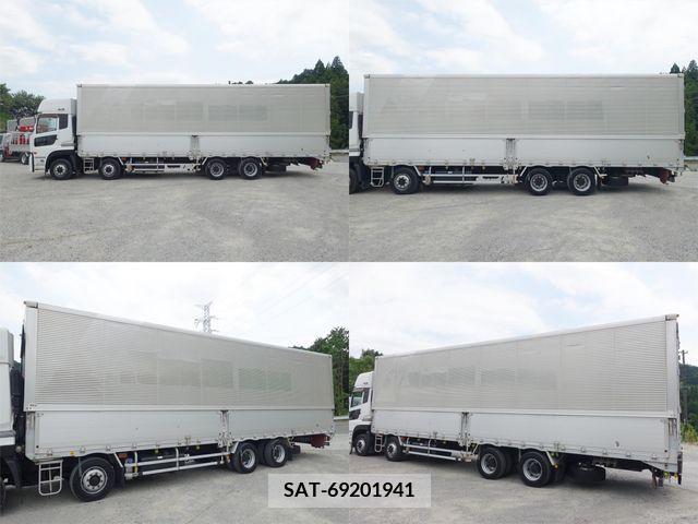 Nissan QUON 2011-03 366843-5