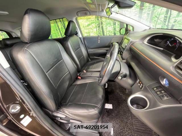Toyota SIENTA 2016-08 350341-8