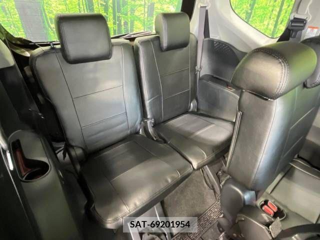 Toyota SIENTA 2016-08 350341-10