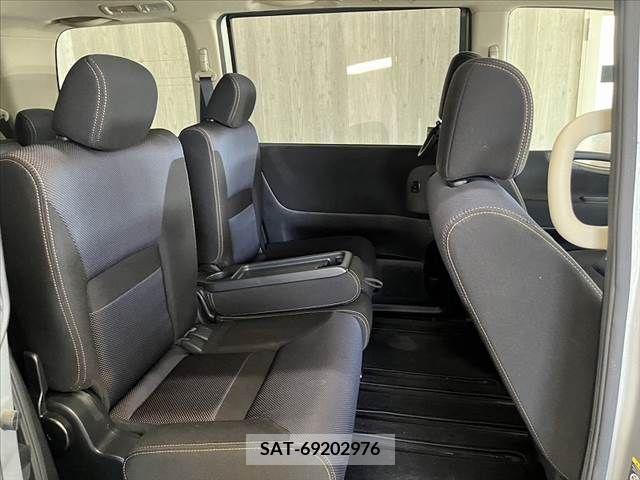 Nissan SERENA 2008-02 284291-17