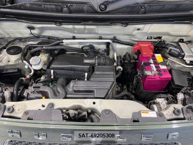 Suzuki HUSTLER 2017-03 246779-18