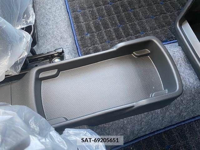 Suzuki ALTO 2022-02 386127-14