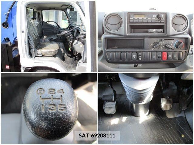 Hino DUTRO 2014-11 320388-8
