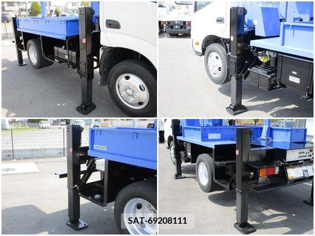 Hino DUTRO 2014-11 320388-15