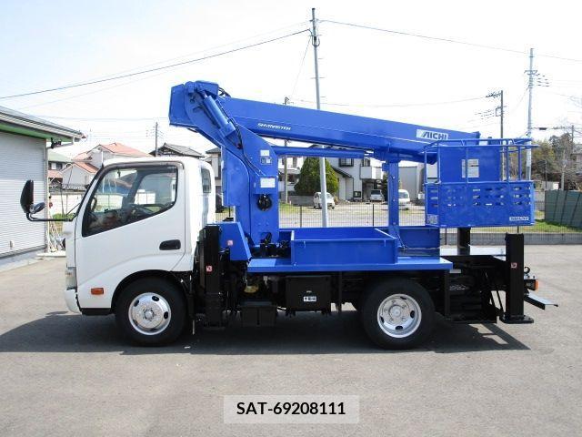 Hino DUTRO 2014-11 320388-3