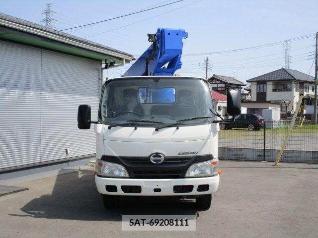 Hino DUTRO 2014-11 320388-1
