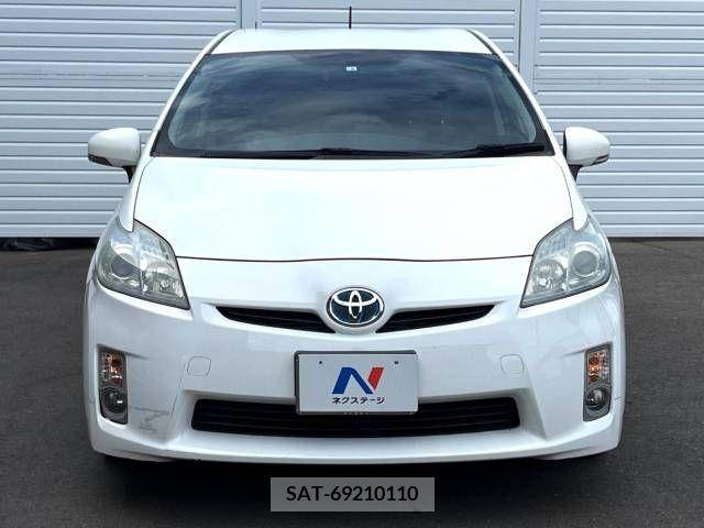 Toyota PRIUS 2011-12 352908-14
