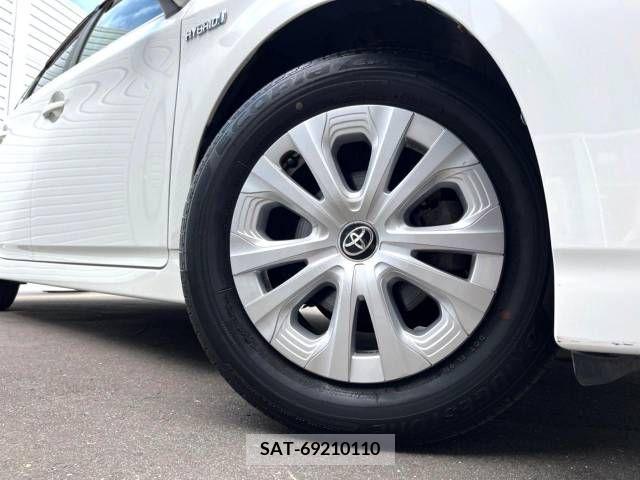 Toyota PRIUS 2011-12 352908-13