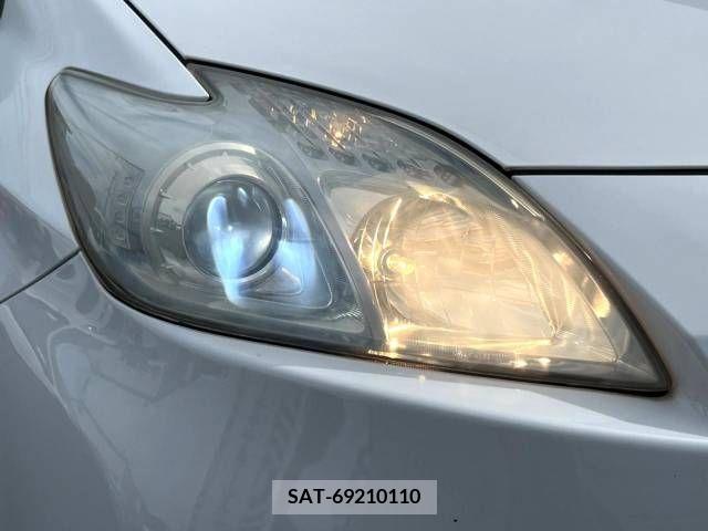Toyota PRIUS 2011-12 352908-12