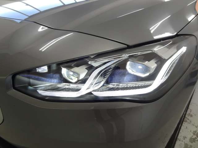 Bmw 2 SERIES 2022-12 18234-9