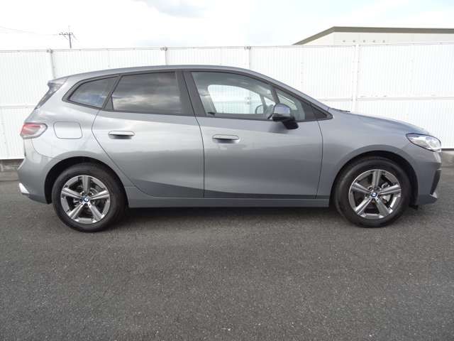 Bmw 2 SERIES 2022-12 18234-8