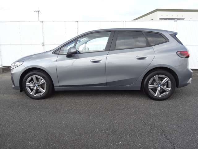 Bmw 2 SERIES 2022-12 18234-7