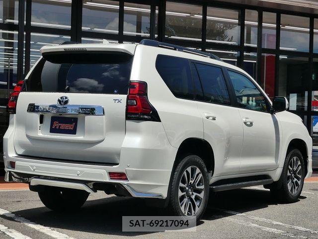 Toyota LAND CRUISER PRADO 2023-02 316596-1