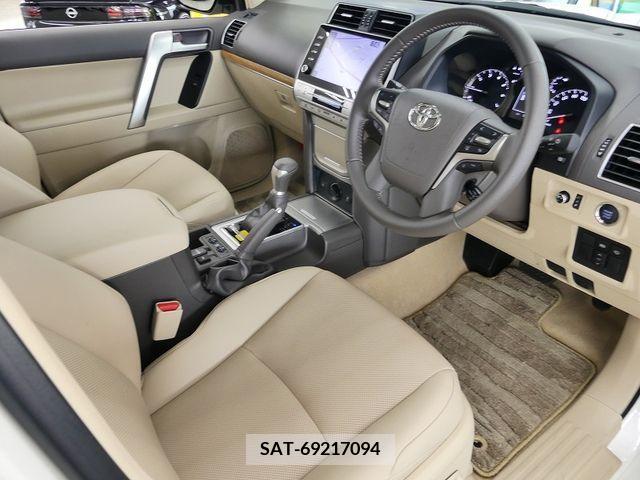 Toyota LAND CRUISER PRADO 2023-02 316596-15