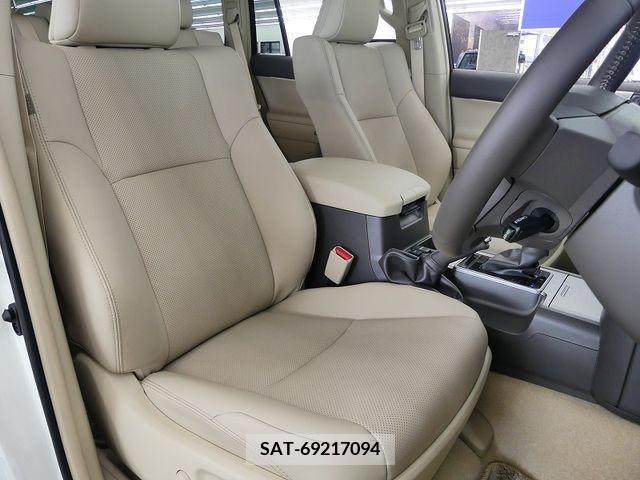 Toyota LAND CRUISER PRADO 2023-02 316596-16