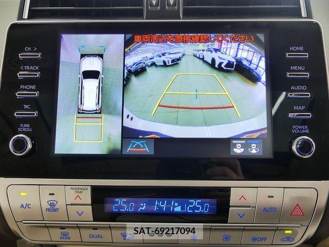 Toyota LAND CRUISER PRADO 2023-02 316596-13
