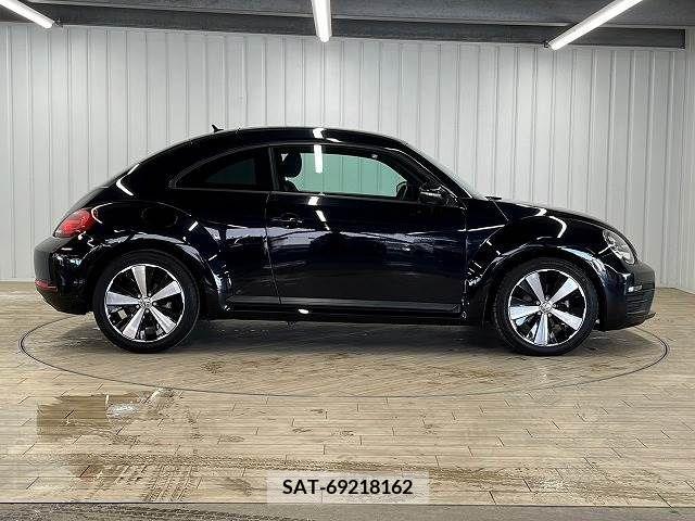VolksWagen THE BEETLE 2017-05 219792-10