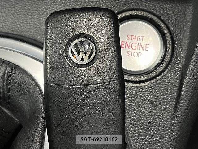 VolksWagen THE BEETLE 2017-05 219792-4