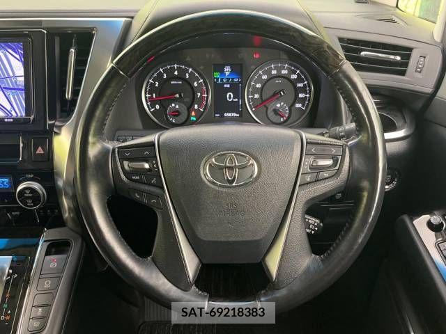Toyota VELLFIRE 2017-03 369704-12